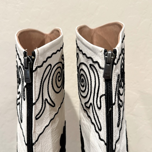 NEW O-Suzani Boot Company Embroidered Leather Over The Knee Boots - Picture 10 of 14